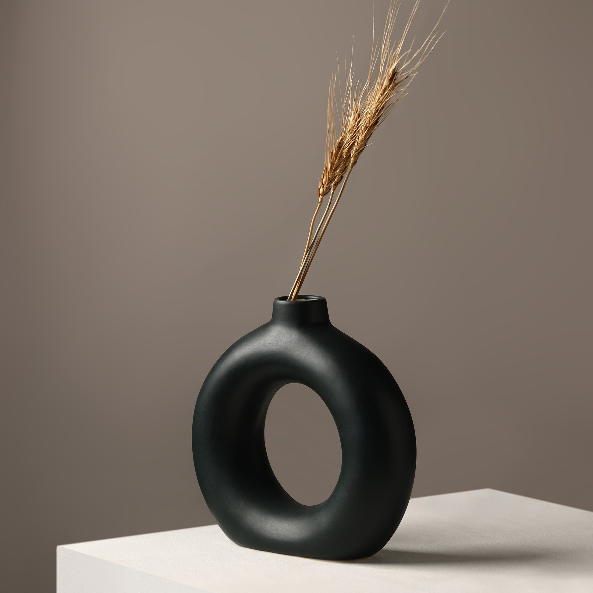 CLASSIC DONUT - Handcrafted Ceramic Vase 8″